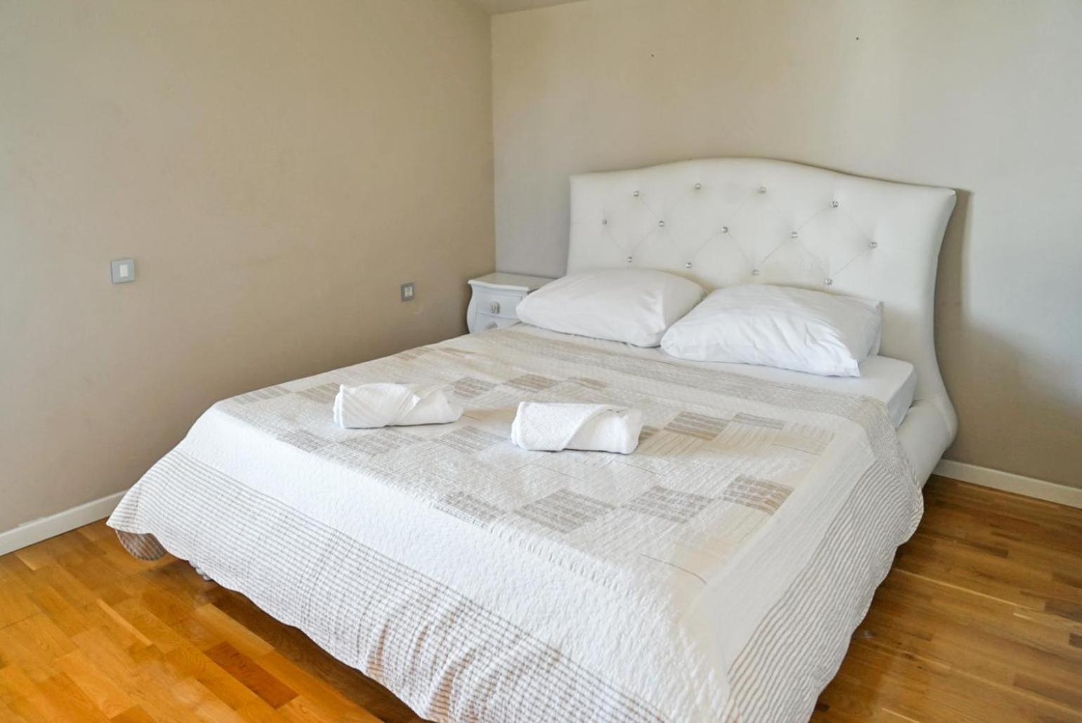 Kristal Paris Resort 노바야 외부 사진