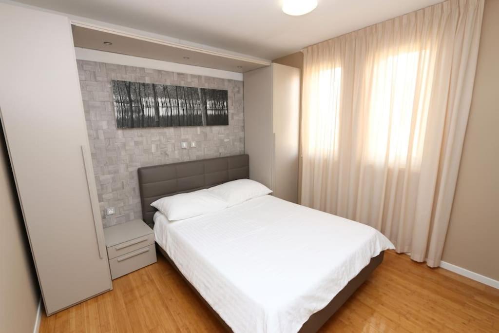 Kristal Paris Resort 노바야 외부 사진