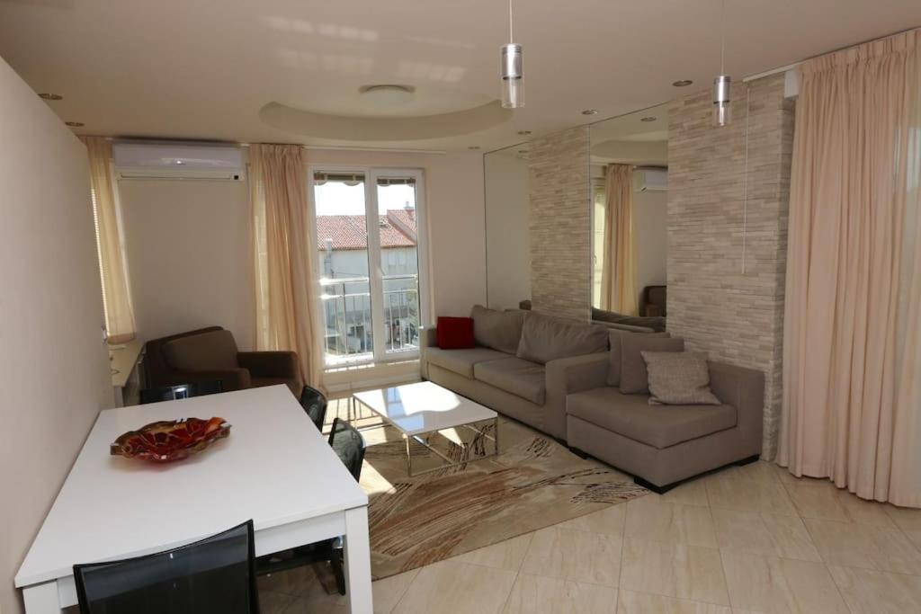 Kristal Paris Resort 노바야 외부 사진